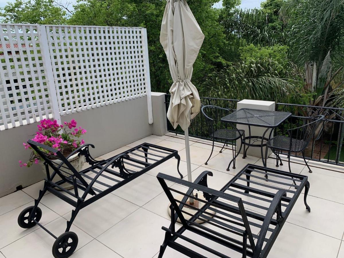 Valdior Guest House Umhlanga Exterior photo