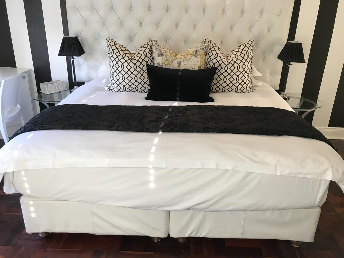 Valdior Guest House Umhlanga Exterior photo
